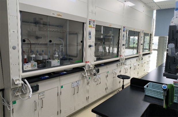 理化类检测-理化室.jpg 理化类检测-理化室.jpg